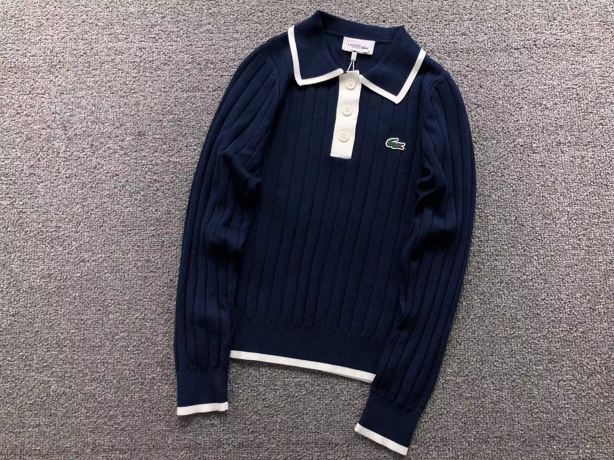 Klassischer Damenpullover