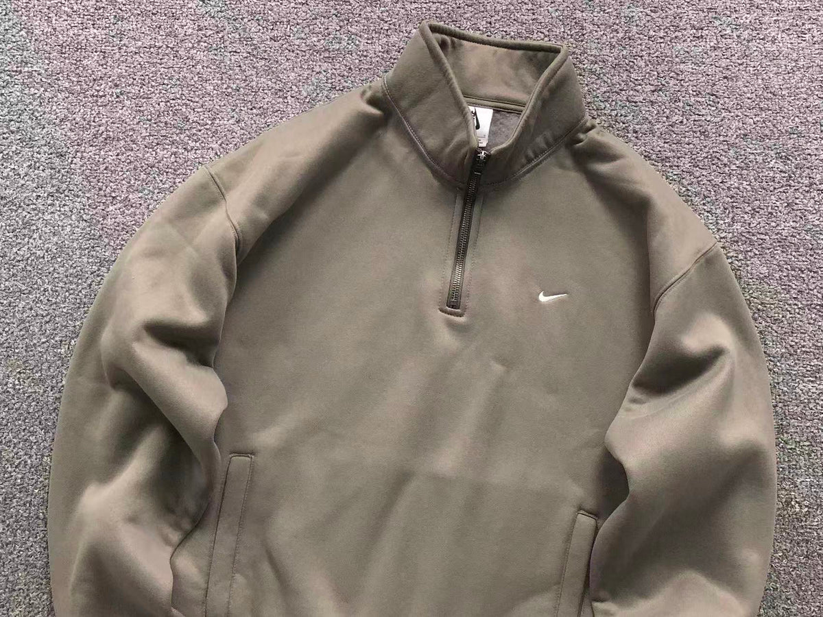 N1K Kapuzenpullover