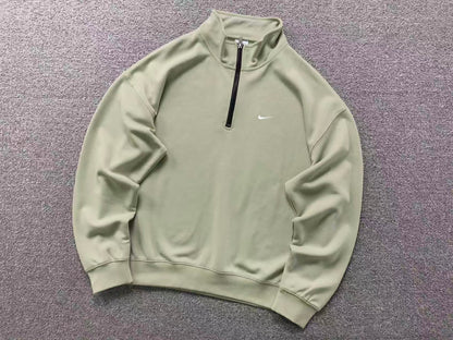 N1K Kapuzenpullover
