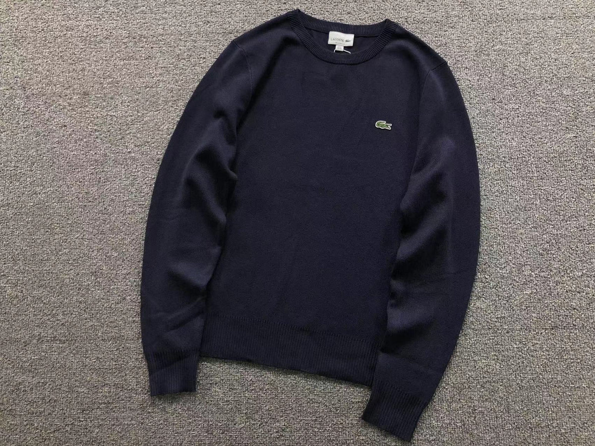 Klassischer Pullover