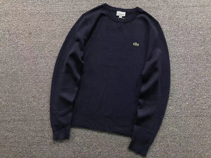 Klassischer Pullover