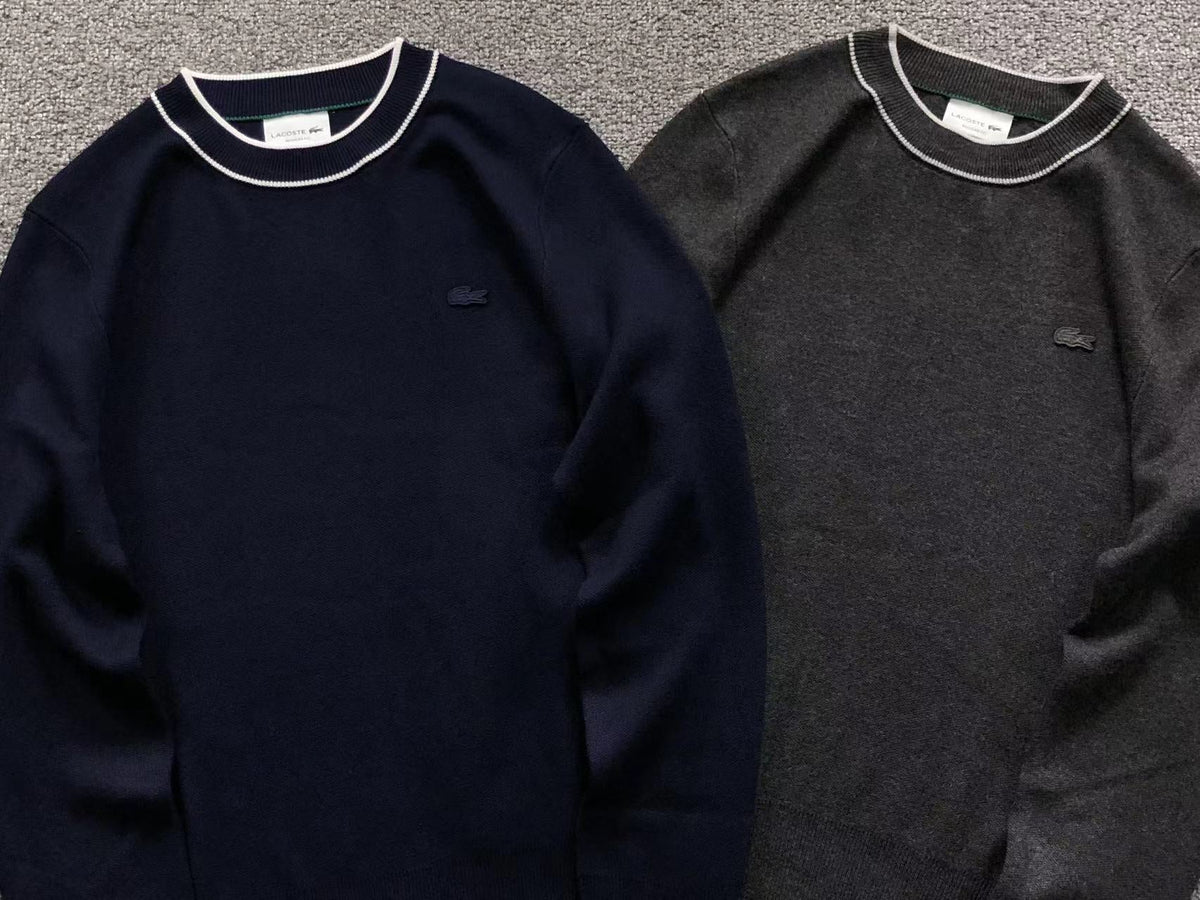 Klassischer Pullover
