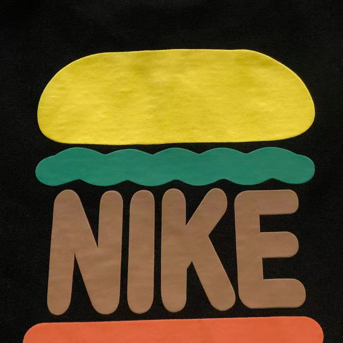N1K Kapuzenpullover