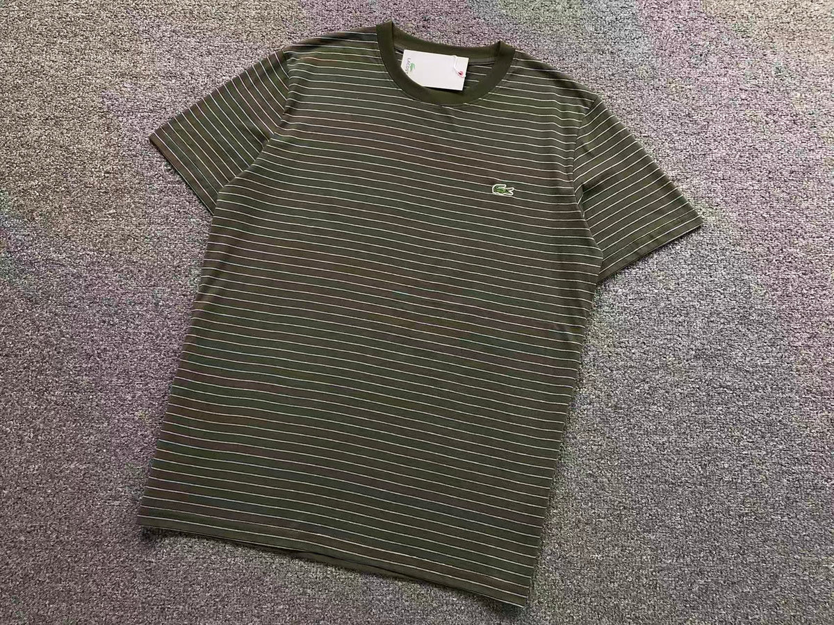 Klassisches T-Shirt