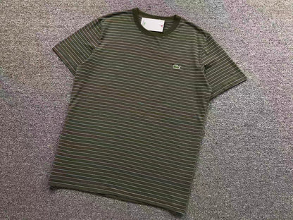 Klassisches T-Shirt