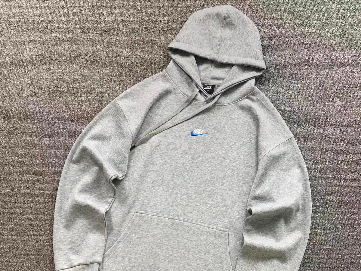N1K Kapuzenpullover
