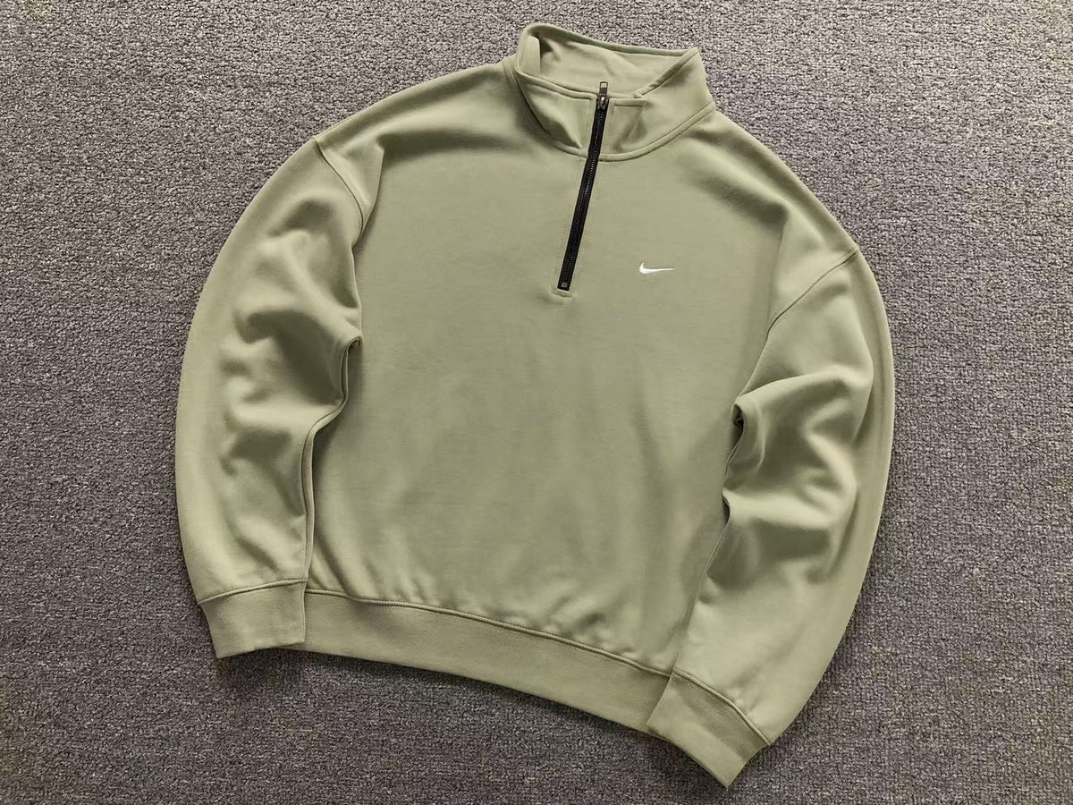 N1K Kapuzenpullover