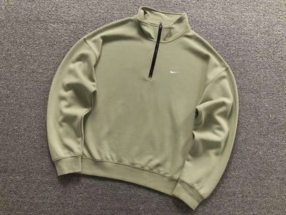 N1K Kapuzenpullover