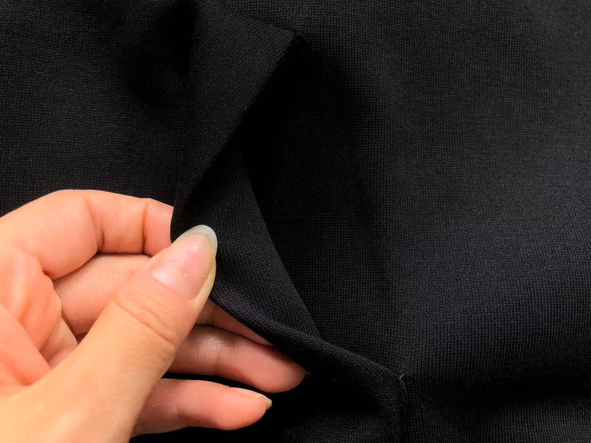 N1K Kapuzenpullover