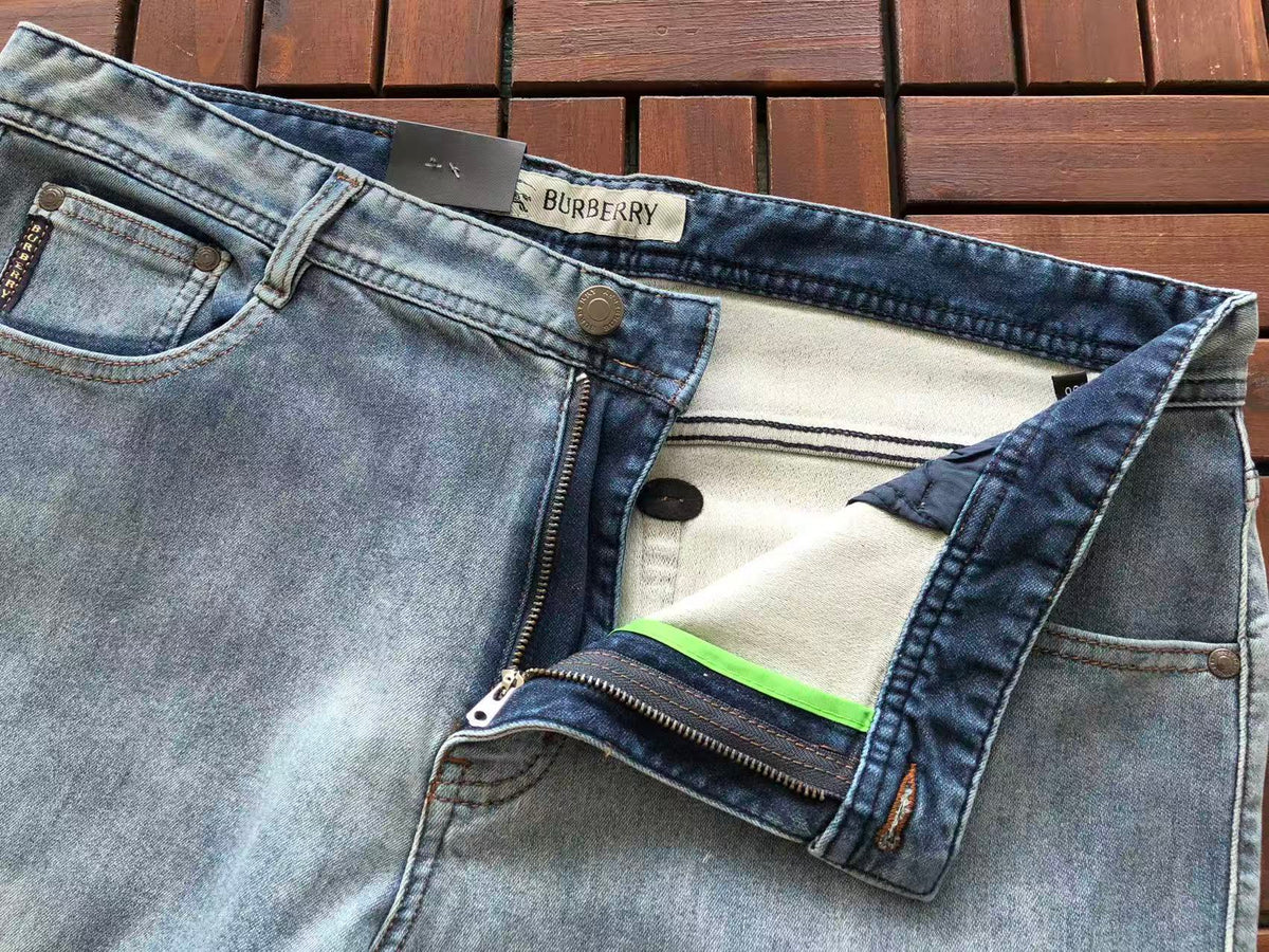 Pantaloni BB