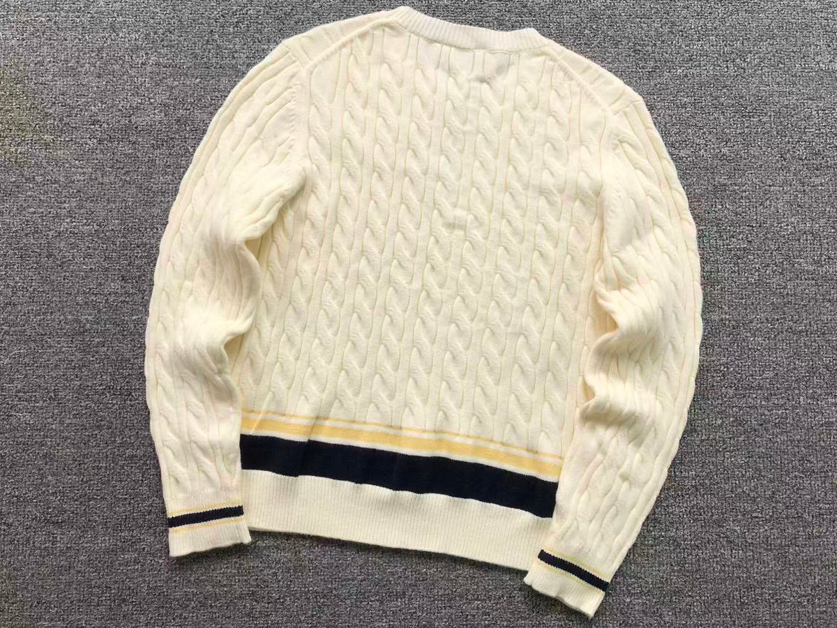 Klassischer Damenpullover