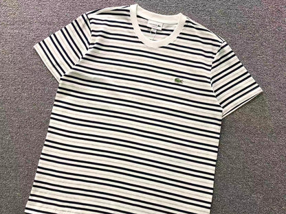 Klassisches T-Shirt