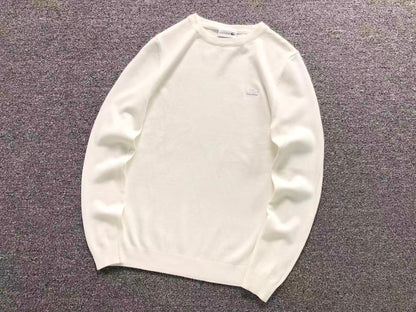 Klassischer Pullover
