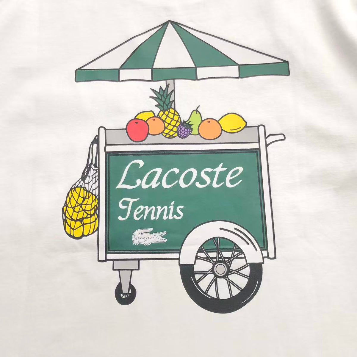Klassisches T-Shirt