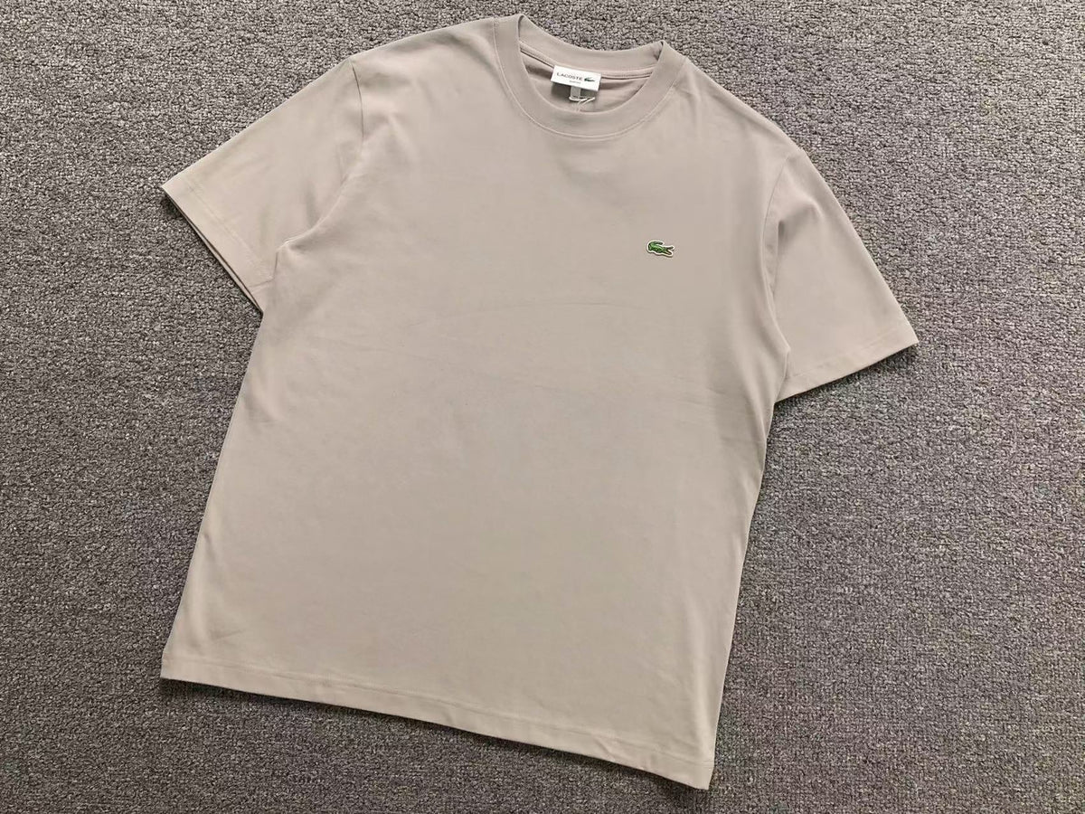 Klassisches T-Shirt