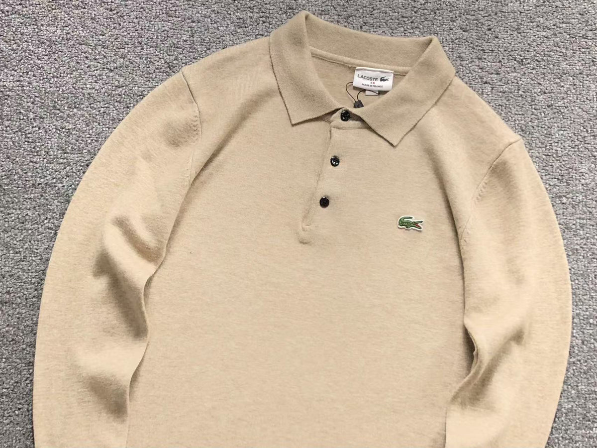 Klassischer Pullover