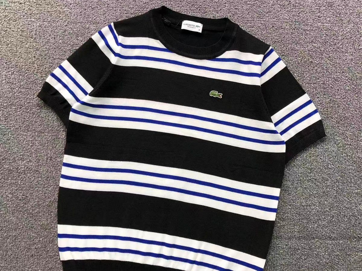 Klassisches T-Shirt