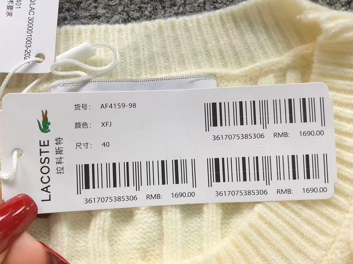 Klassischer Damenpullover