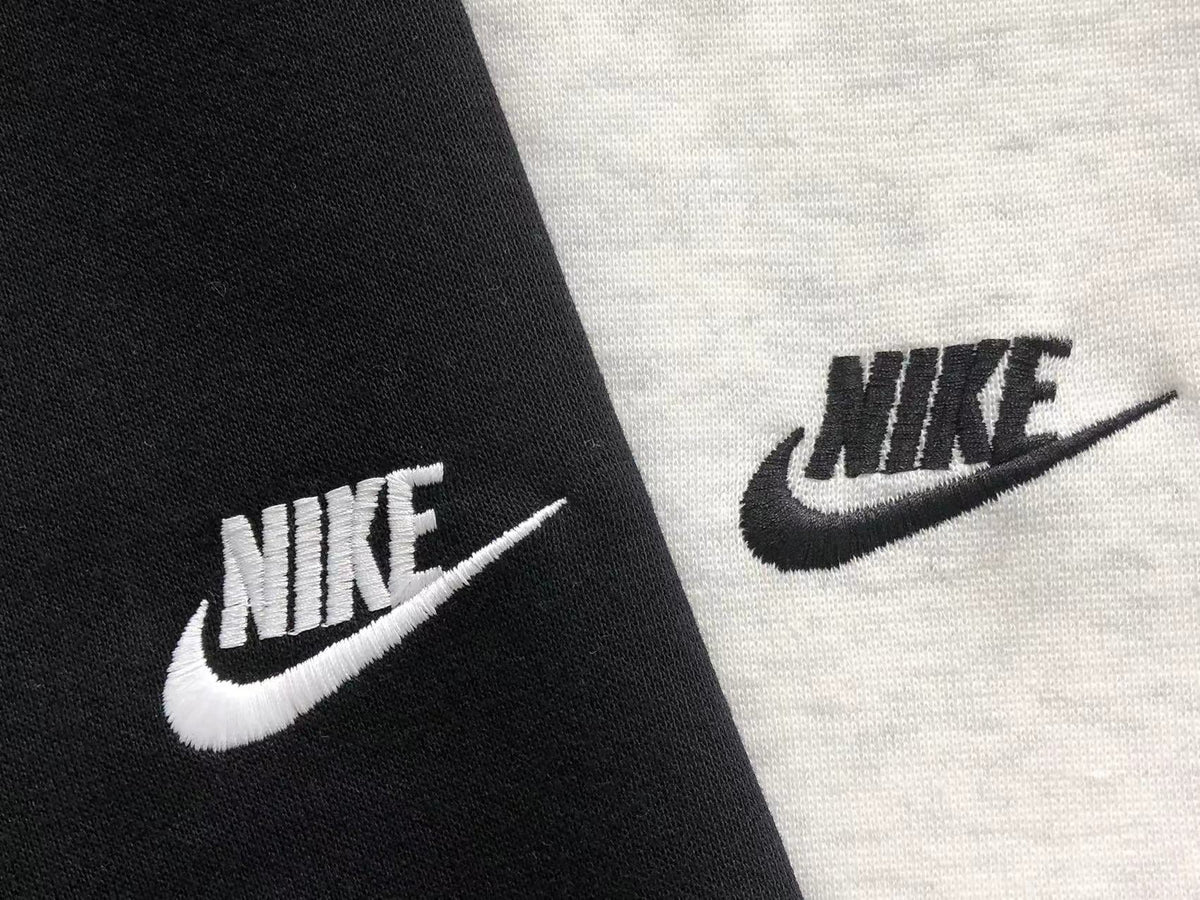 N1K Kapuzenpullover
