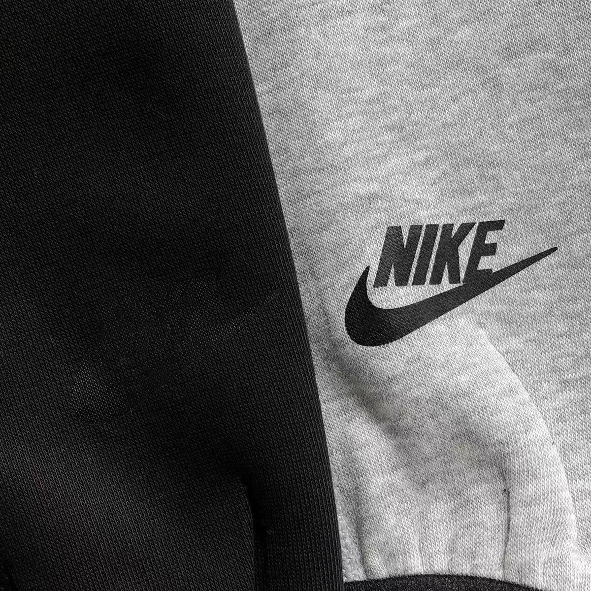 N1K Kapuzenpullover