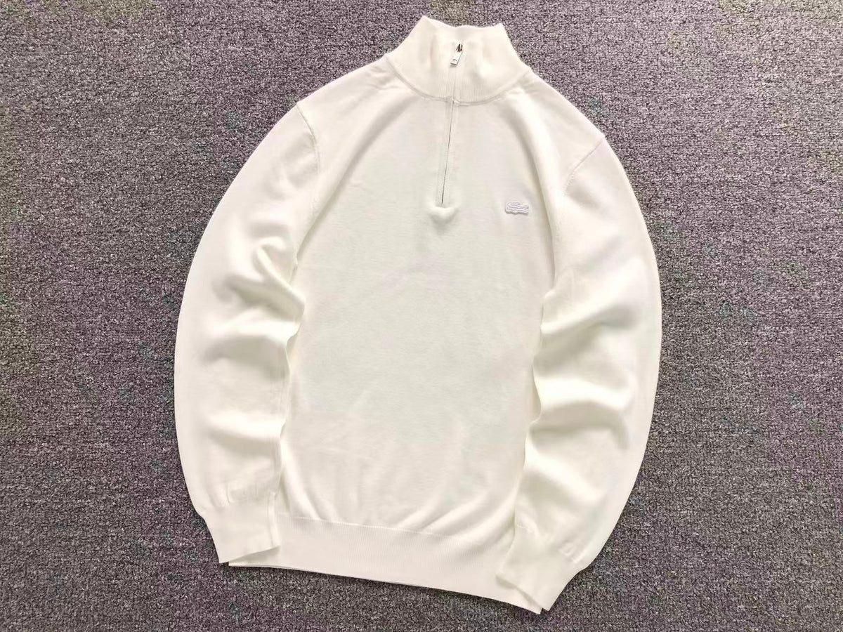 Klassischer Pullover