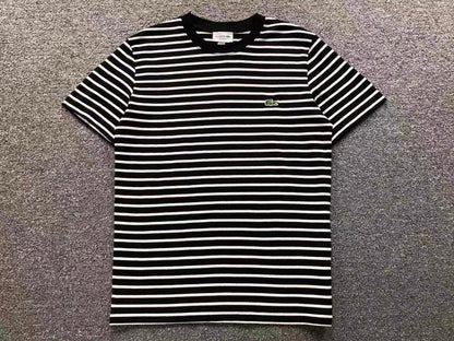 Klassisches T-Shirt