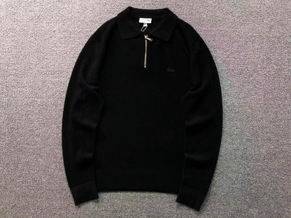 Klassischer Pullover