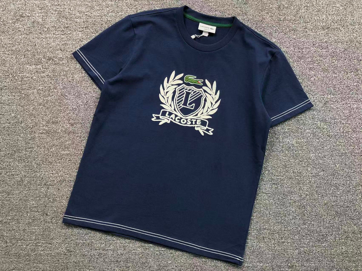 Klassisches T-Shirt