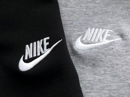 N1K Kapuzenpullover