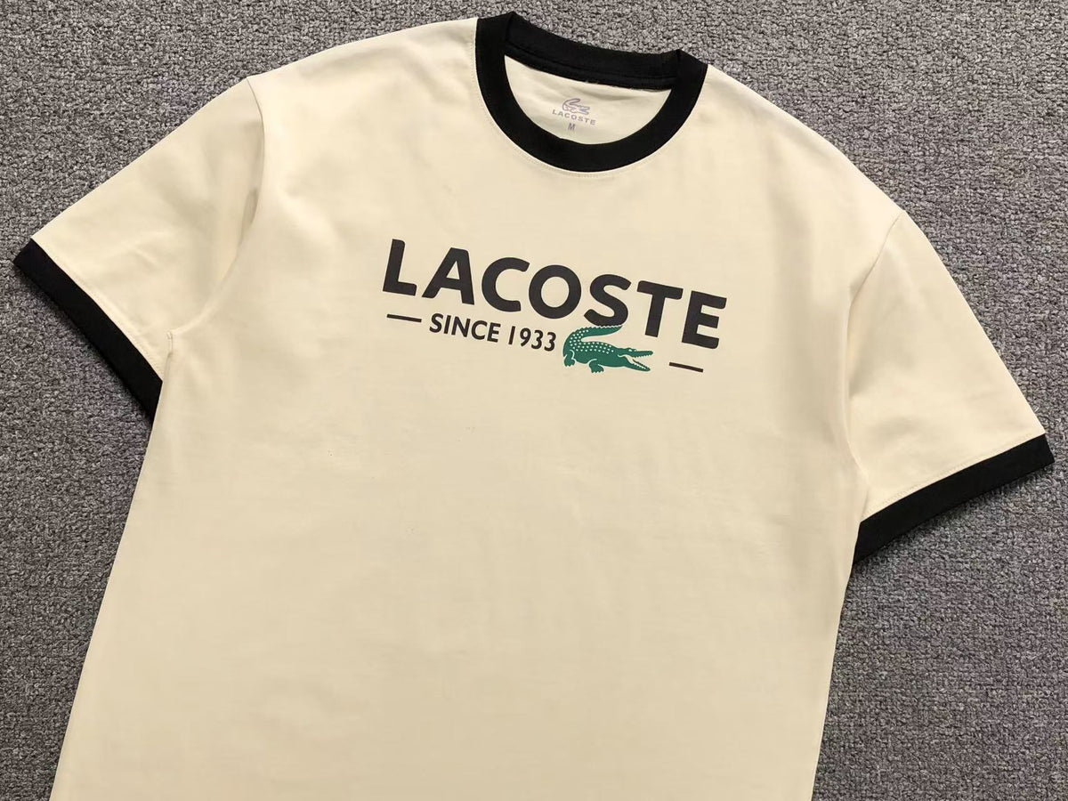 Klassisches T-Shirt