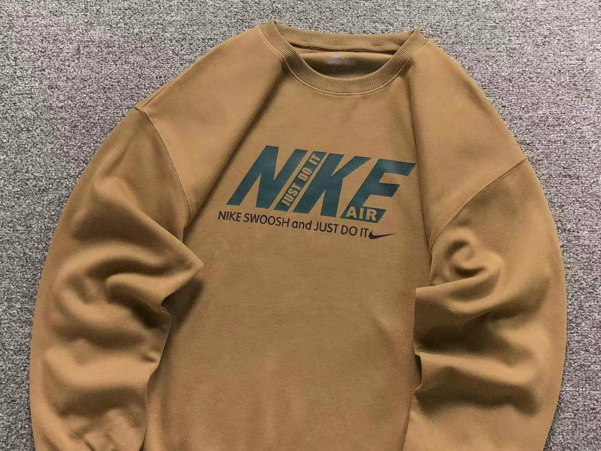 N1K Kapuzenpullover