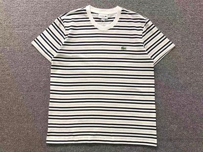 Klassisches T-Shirt