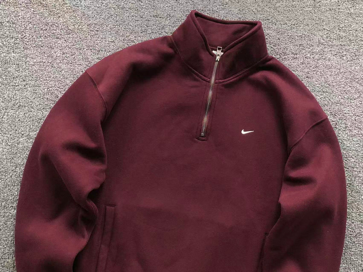 N1K Kapuzenpullover
