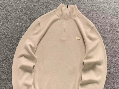 Klassischer Pullover