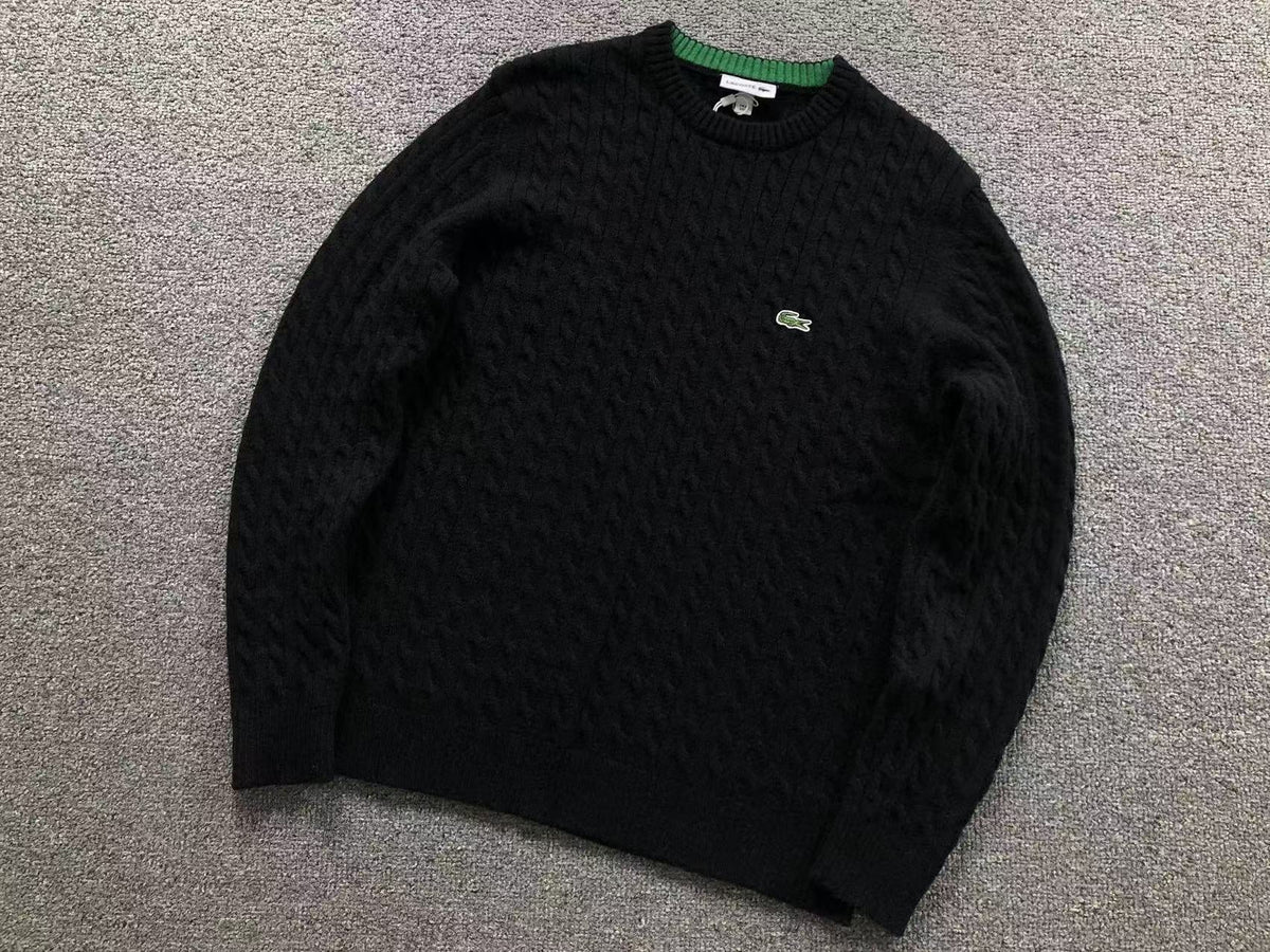 Klassischer Pullover