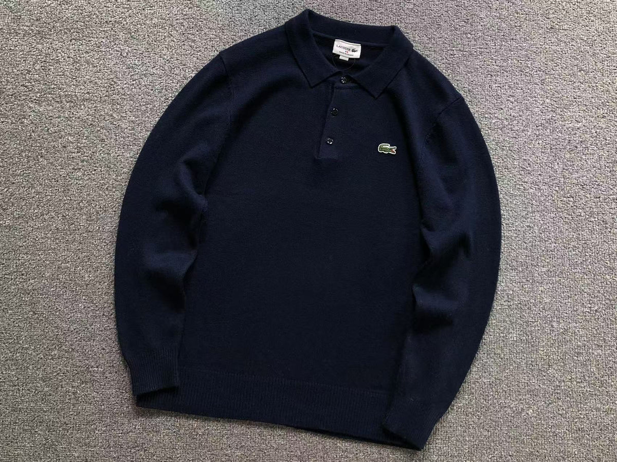 Klassischer Pullover