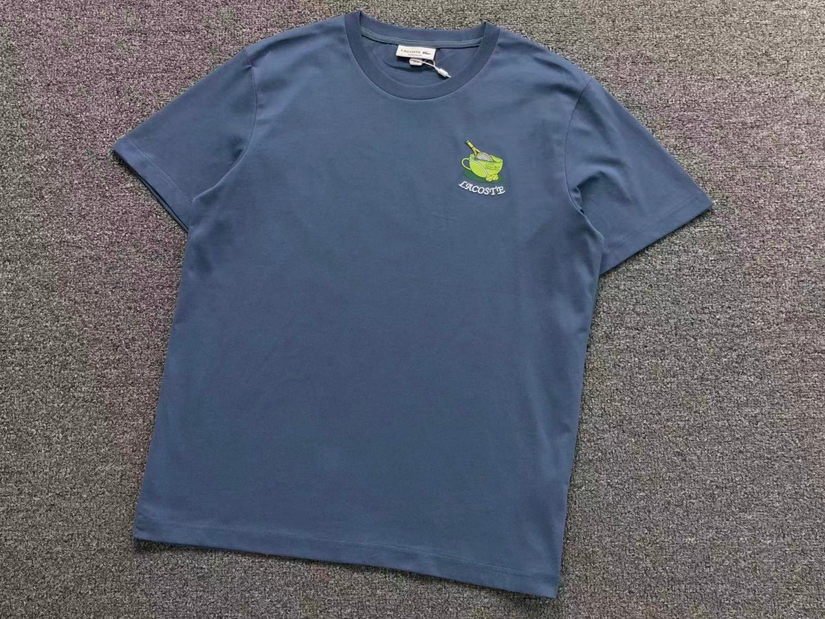 Klassisches T-Shirt