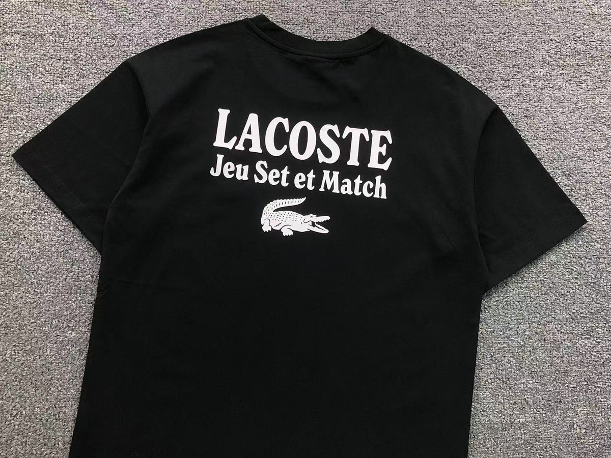 Klassisches T-Shirt