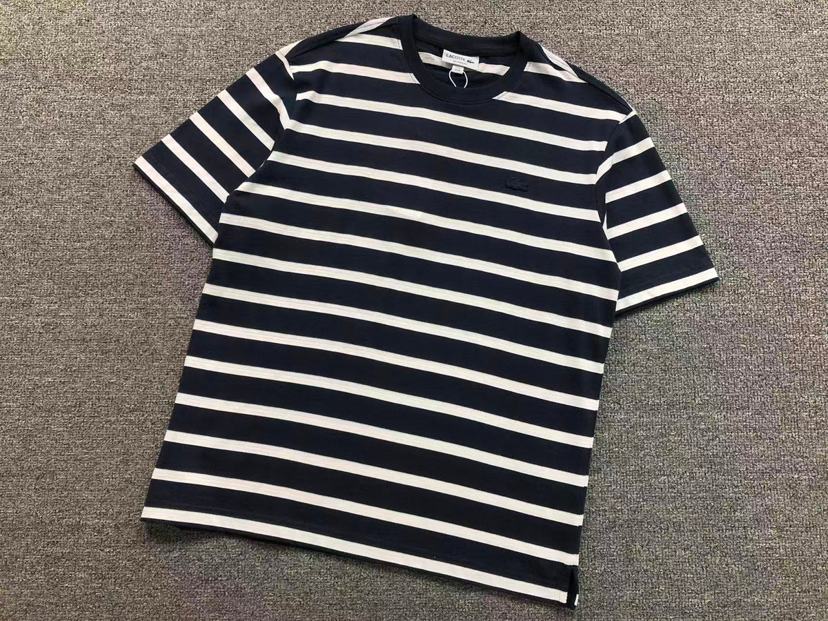 Klassisches T-Shirt