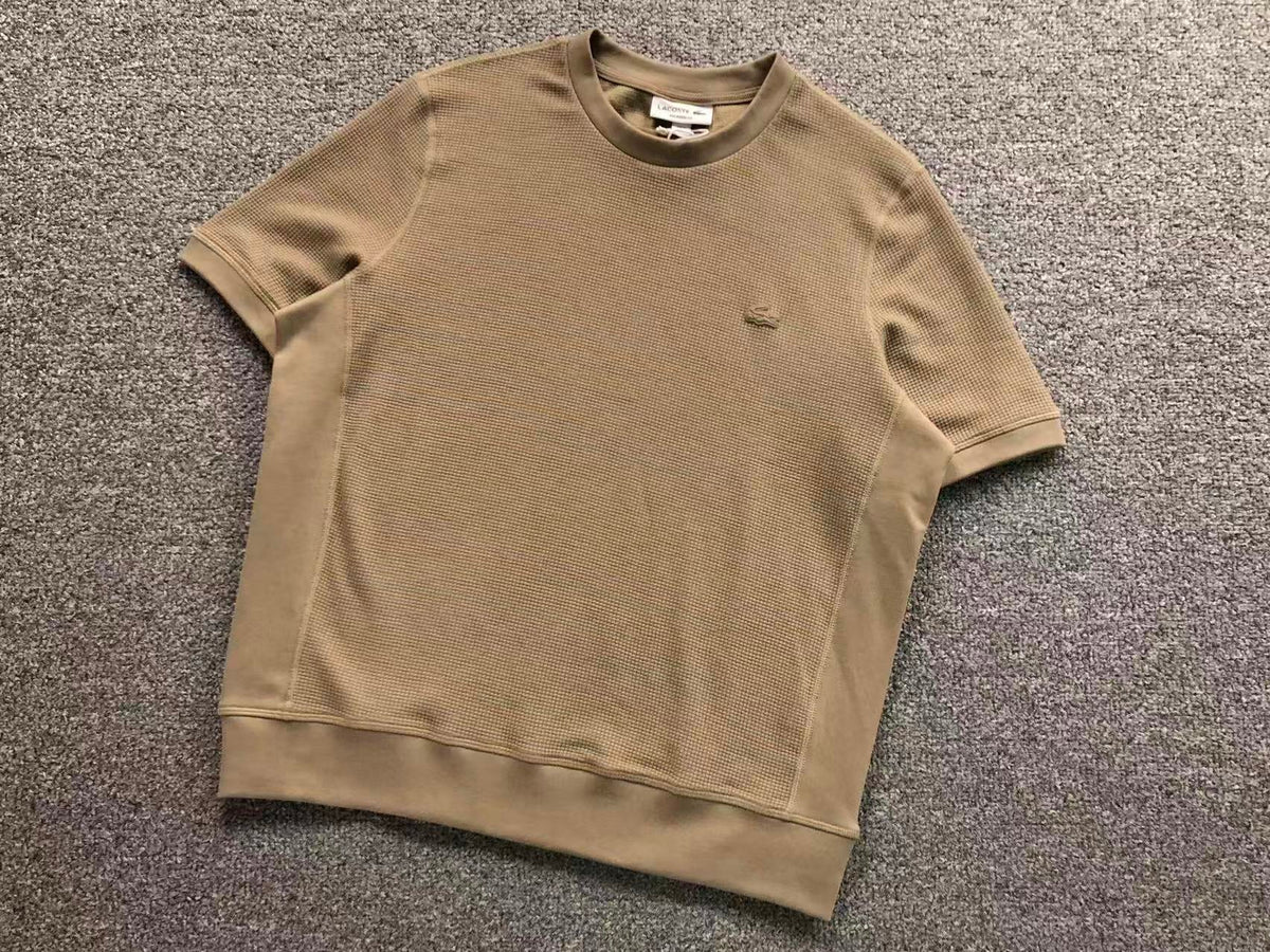 Klassisches T-Shirt