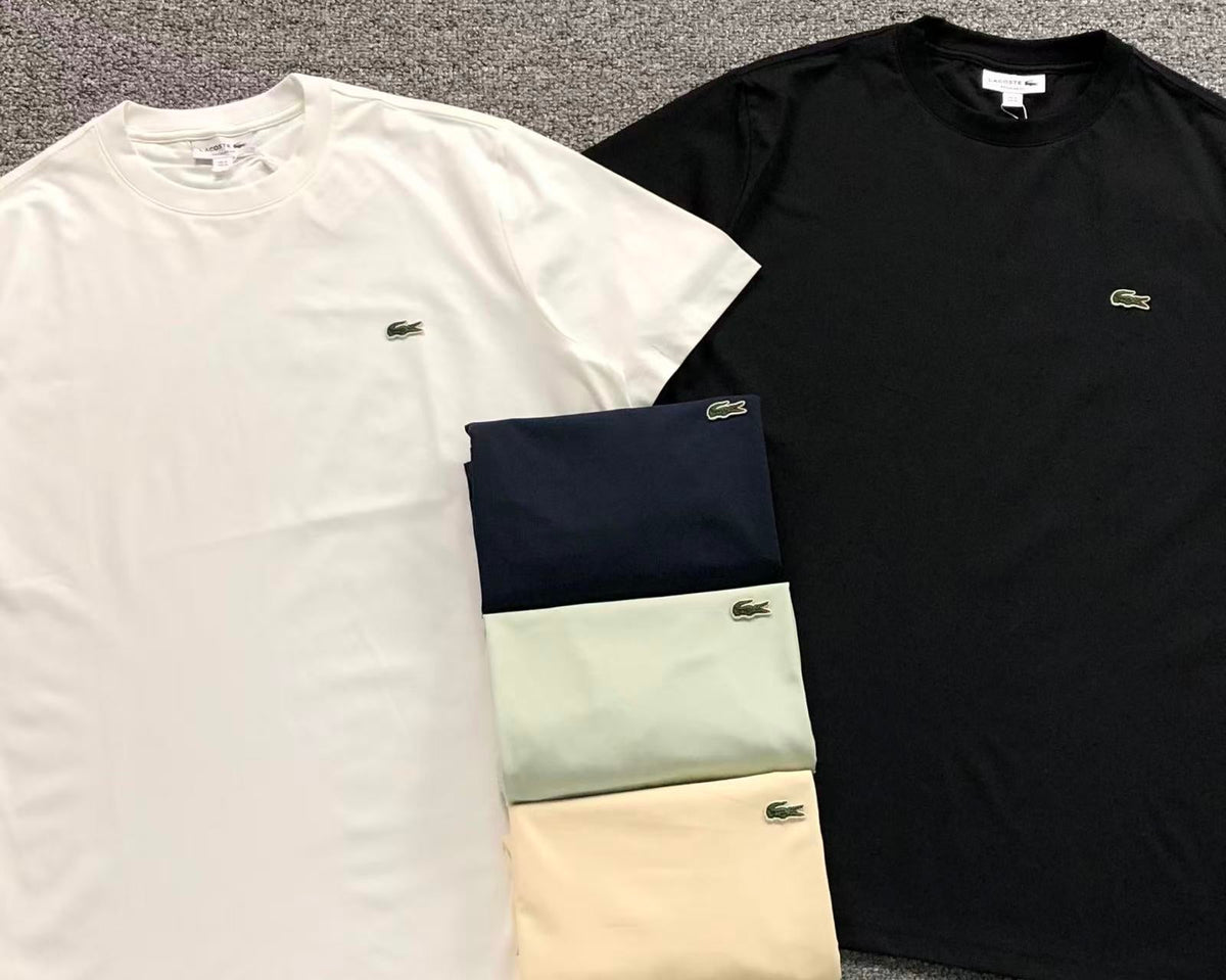 Klassisches T-Shirt
