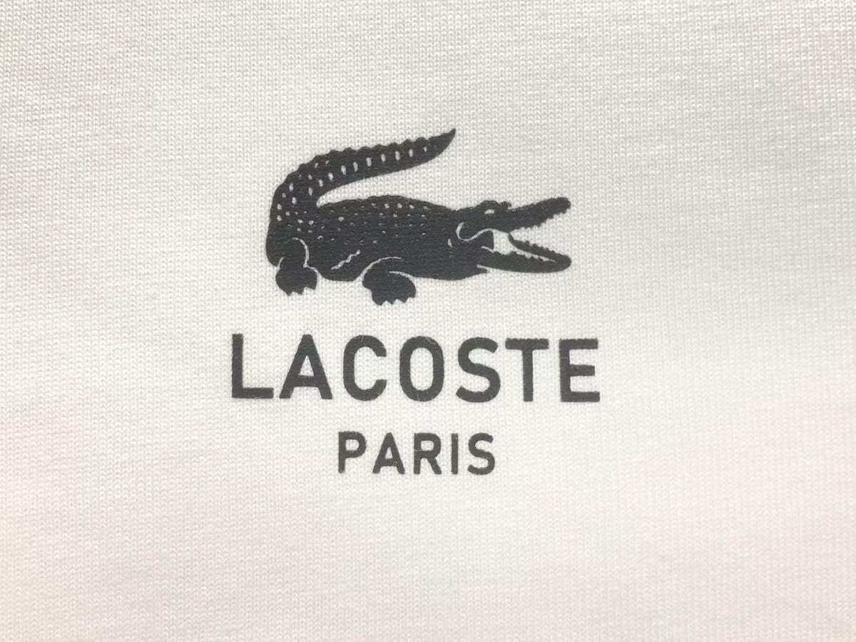 Klassisches T-Shirt