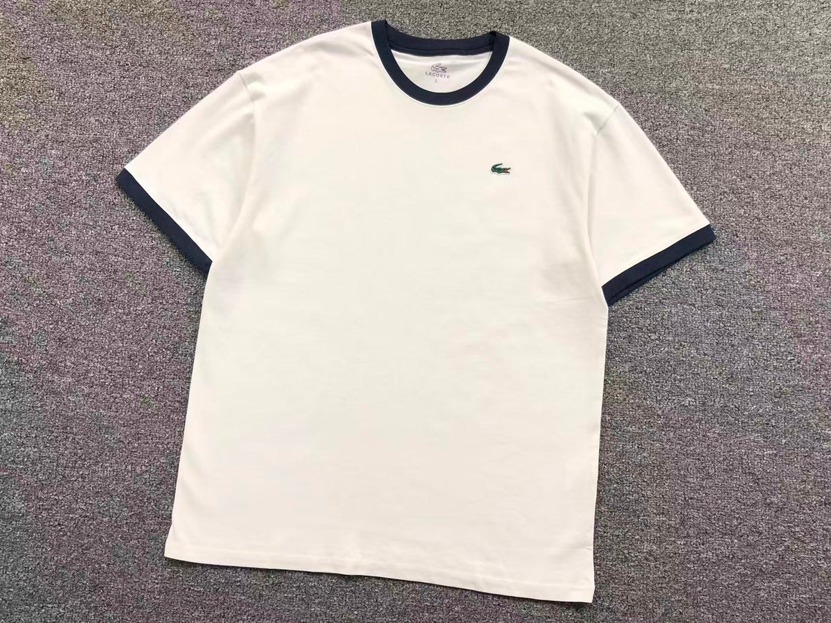 Klassisches T-Shirt