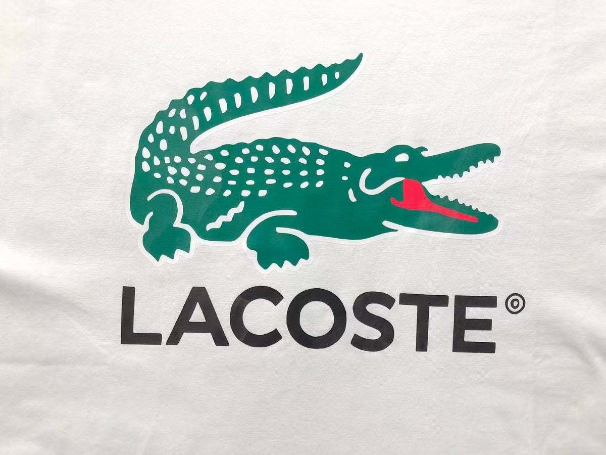 Klassisches T-Shirt