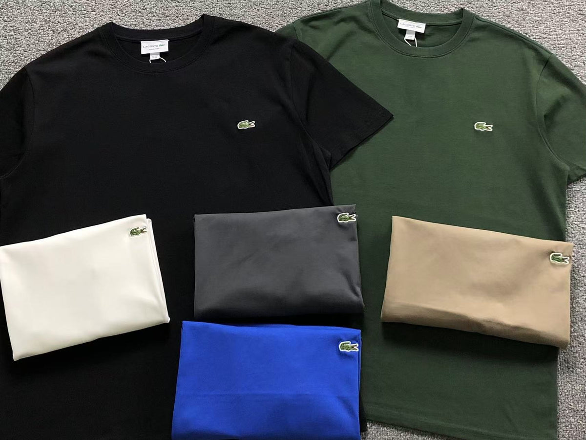 Klassisches T-Shirt
