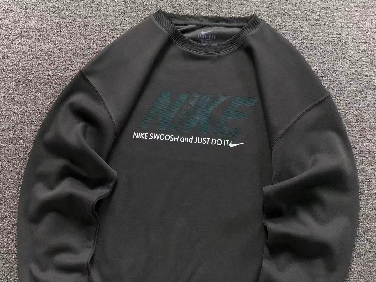 N1K Kapuzenpullover