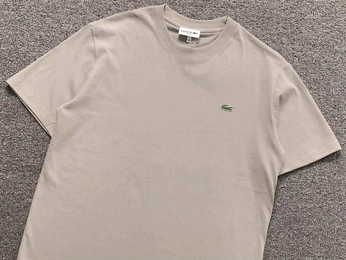Klassisches T-Shirt