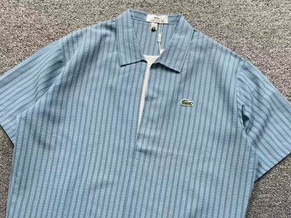Klassisches T-Shirt