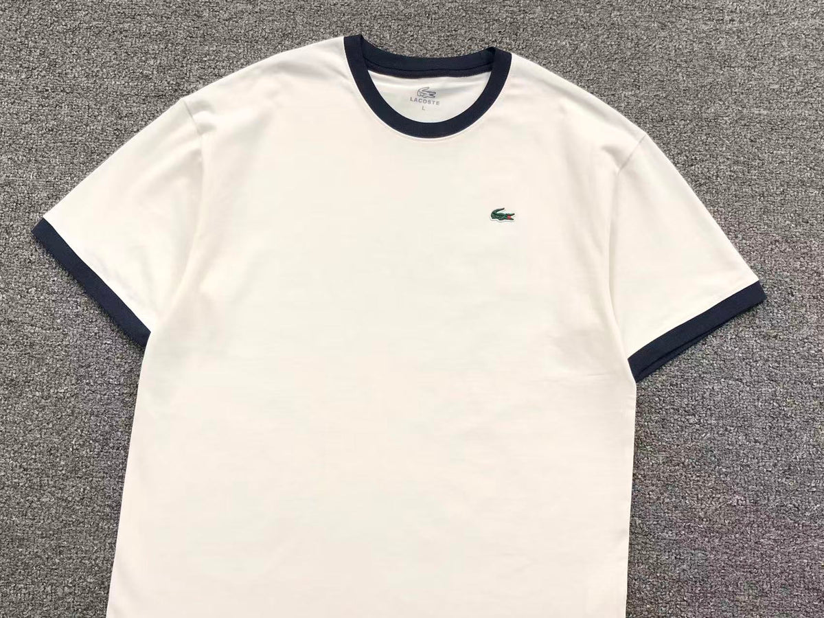 Klassisches T-Shirt