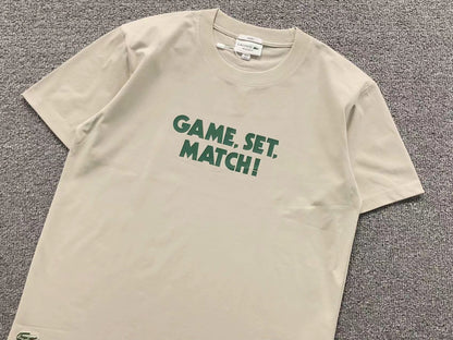 Klassisches T-Shirt